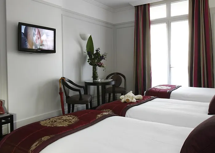 Hotel California Champs Elysees